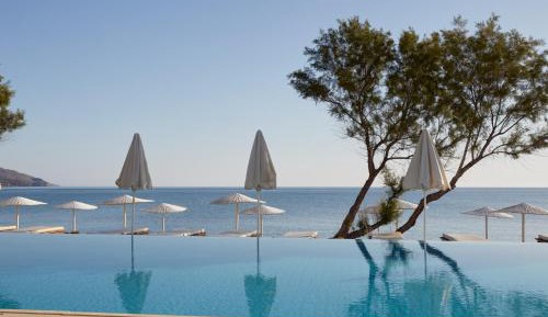 Junior Suite-Sea Front with Pool Access 