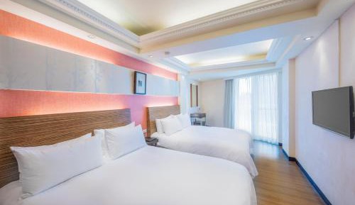 Twin Room with Lake View