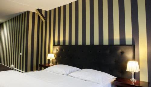 Double Room with Two Single Beds