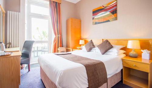 Double Room with Balcony and Sea View