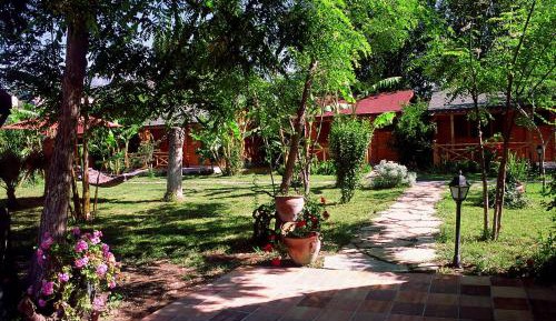 Bungalow (2 Adults)