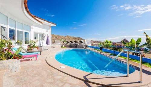 Villa with Sea View