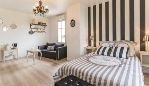 Double Room with Private External Bathroom