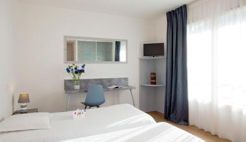 Twin Studio with Kitchenette