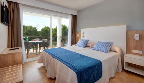 Superior Apartment (2 Adults + 1 Child)