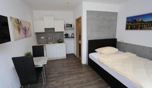 Apartment with Shower