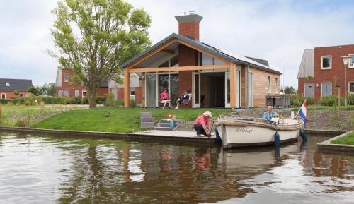 Three-Bedroom Holiday Home 