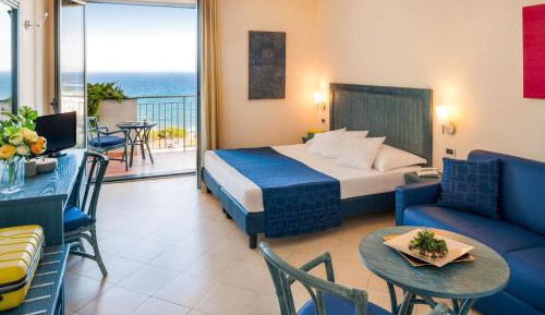 Superior Double or Twin Room with Sea View