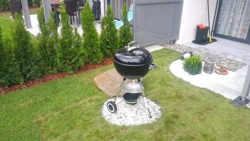 One-Bedroom Apartment with Terrace