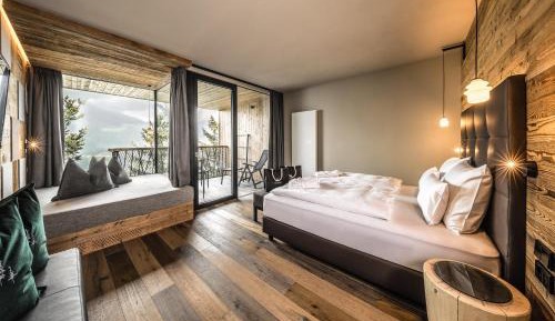 Junior Suite with Balcony