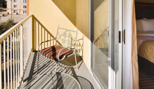 Superior King Suite - Non-Smoking