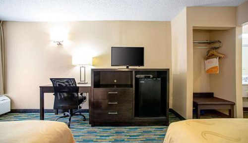 Double Room with Two Double Beds - Non-Smoking