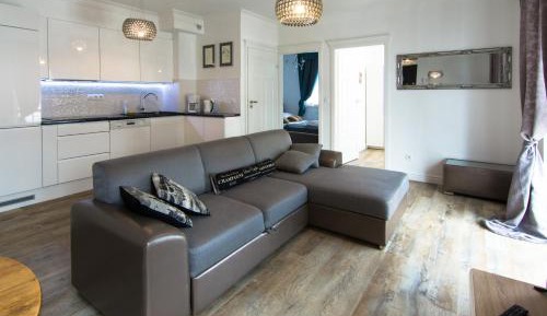 Two-Bedroom Apartment (Luksusowy)