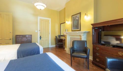 Standard Double Room with Two Double Beds