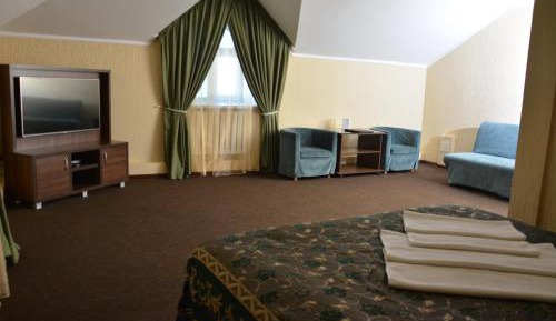 Comfort Triple Room with Shower