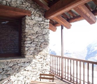 Twin Room with Balcony and  Mountain View