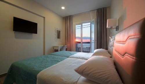Twin Room with Sea View