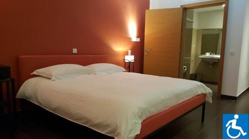 Double Room - Disability Access- Sea View