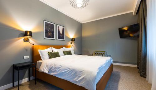 Executive Suite with Balcony