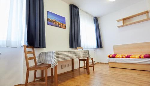 Basic Twin Room