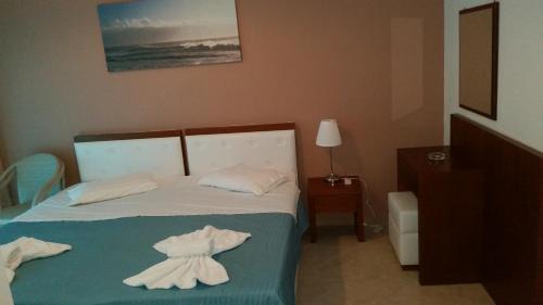 Deluxe Double or Twin Room with Pool View