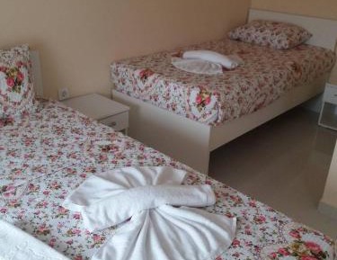 Triple Room with Private Bathroom