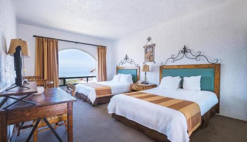 Studio with Two Double Beds