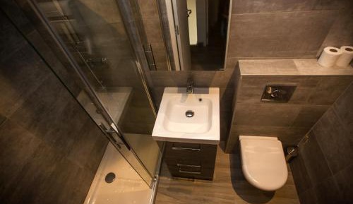 Two-Bedroom Apartment with Air conditioning