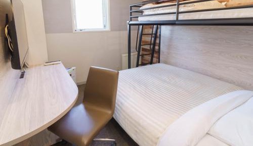 Twin Room with Bunk Bed - Smoking