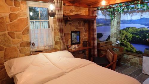Deluxe Double Room with Shower