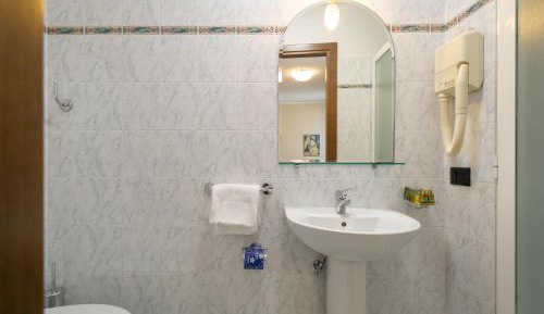 Classic Quadruple Room