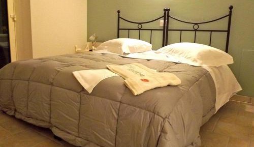 Basic Triple Room