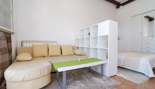 Studio Apartment with Terrace and Sea View (2 Adults)
