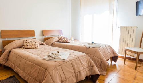 Double or Twin Room with Private Bathroom