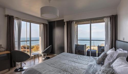 Double Room with Balcony and Sea View