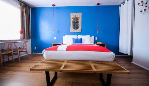 Queen Room