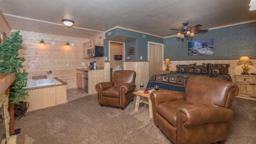 Lodge 3