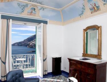 Suite with Balcony and Sea View