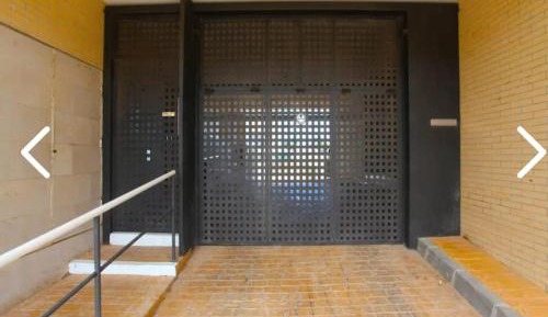 Apartment with Pool View 