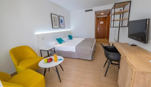 Premium Triple Room