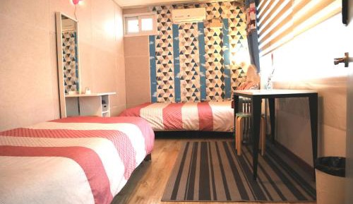 Triple Room with Shared Bathroom