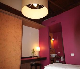Standard Single Room with Mountain View