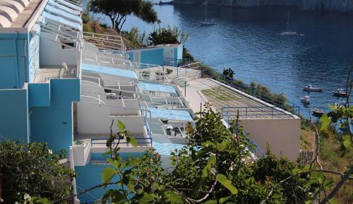 One-Bedroom Apartment with Terrace (4 Adults)