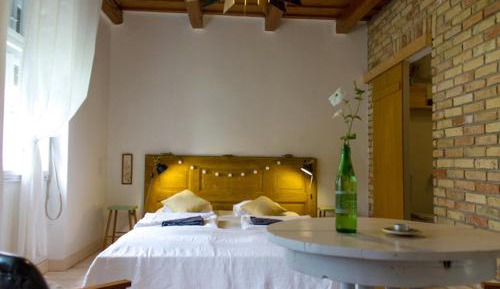 Quadruple Room with Private Bathroom