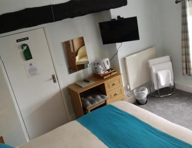 Double or Twin Room with Bathroom