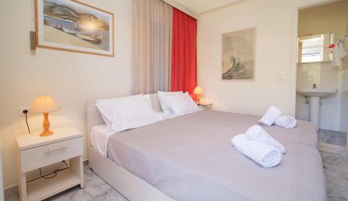 Studio Apartment with Sea View