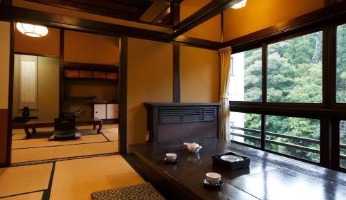 Superior Family Room