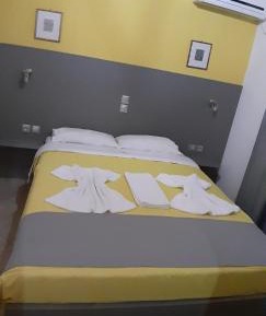 Studio (2 Adults)