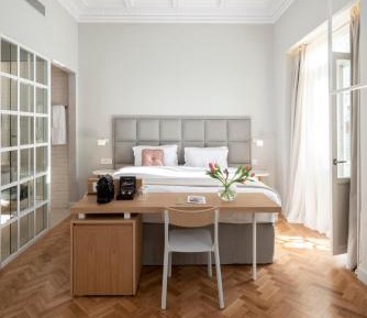 Deluxe Double Room - Neoclassical
