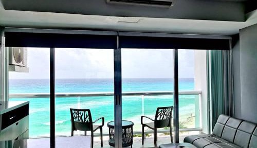 Studio with Sea View